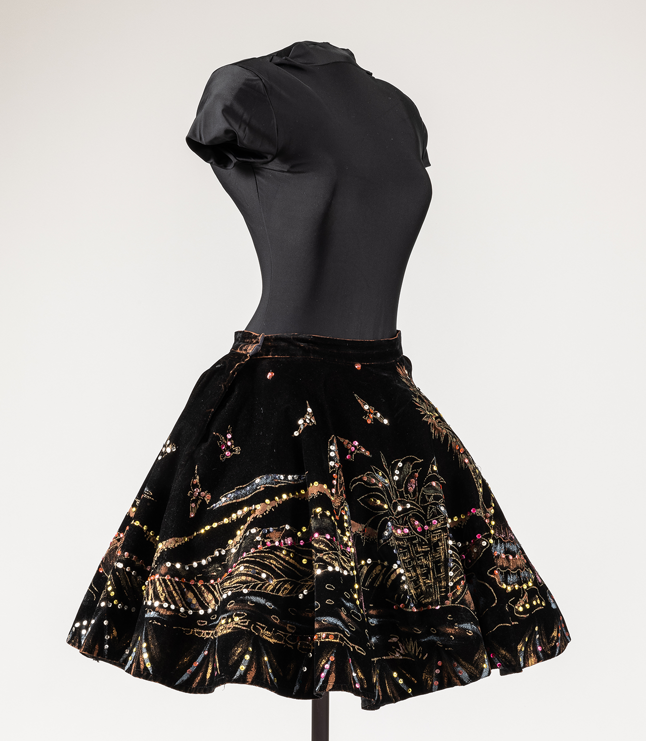 2014 37 Side2 Cropped Web