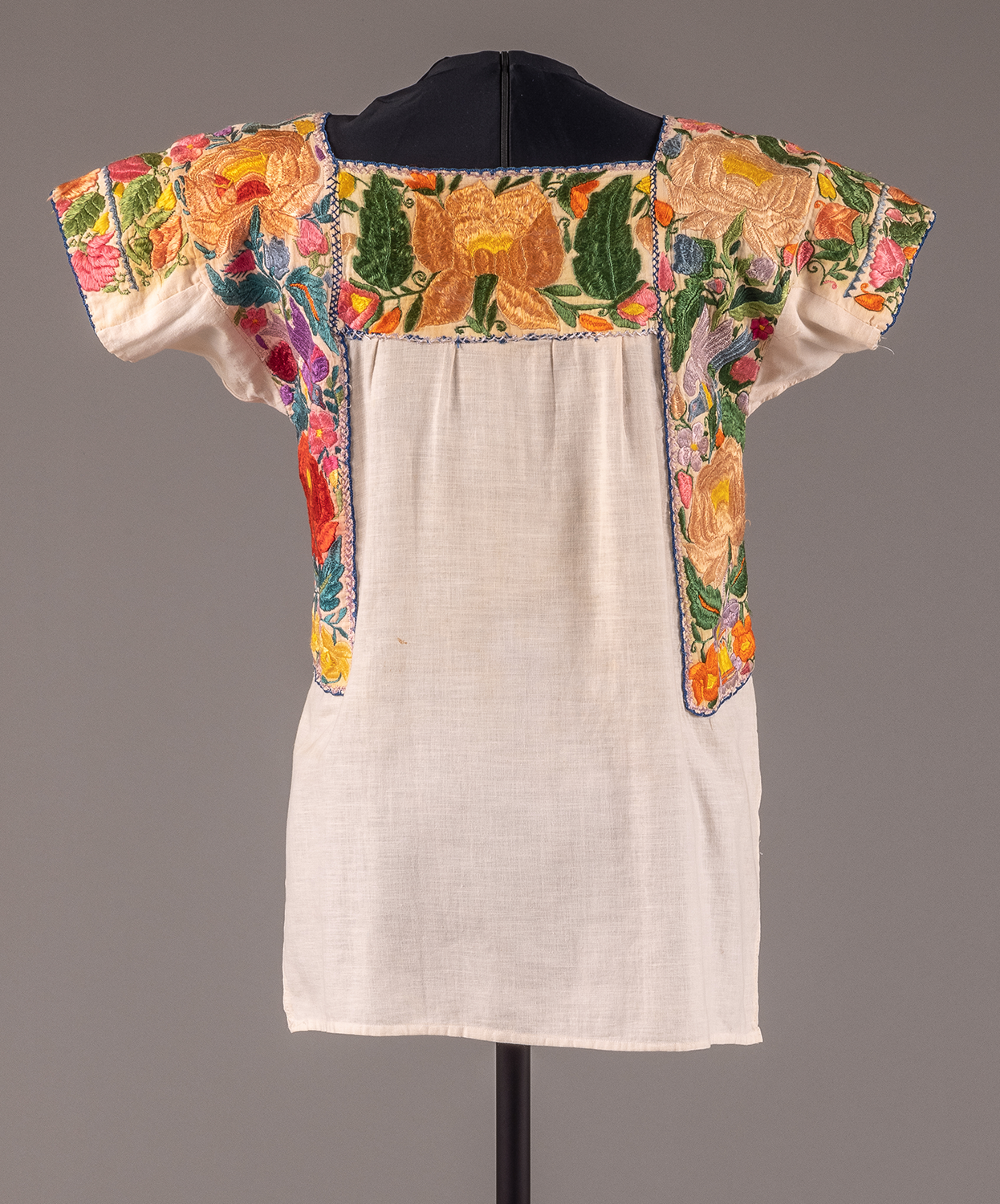 2014 32 Verso Cropped Web