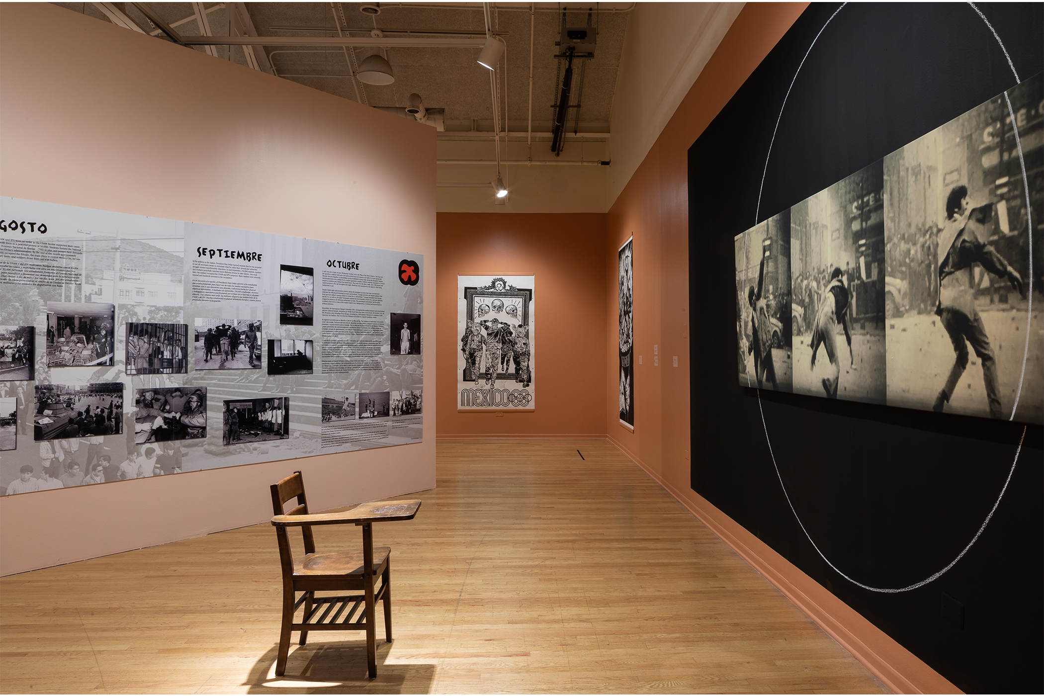 A Gallery overview facing the right side of the installation.