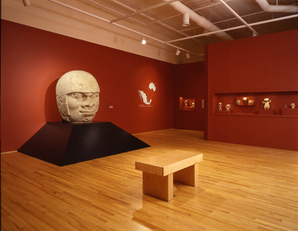 145 Tav2004 Gallery Shot 2