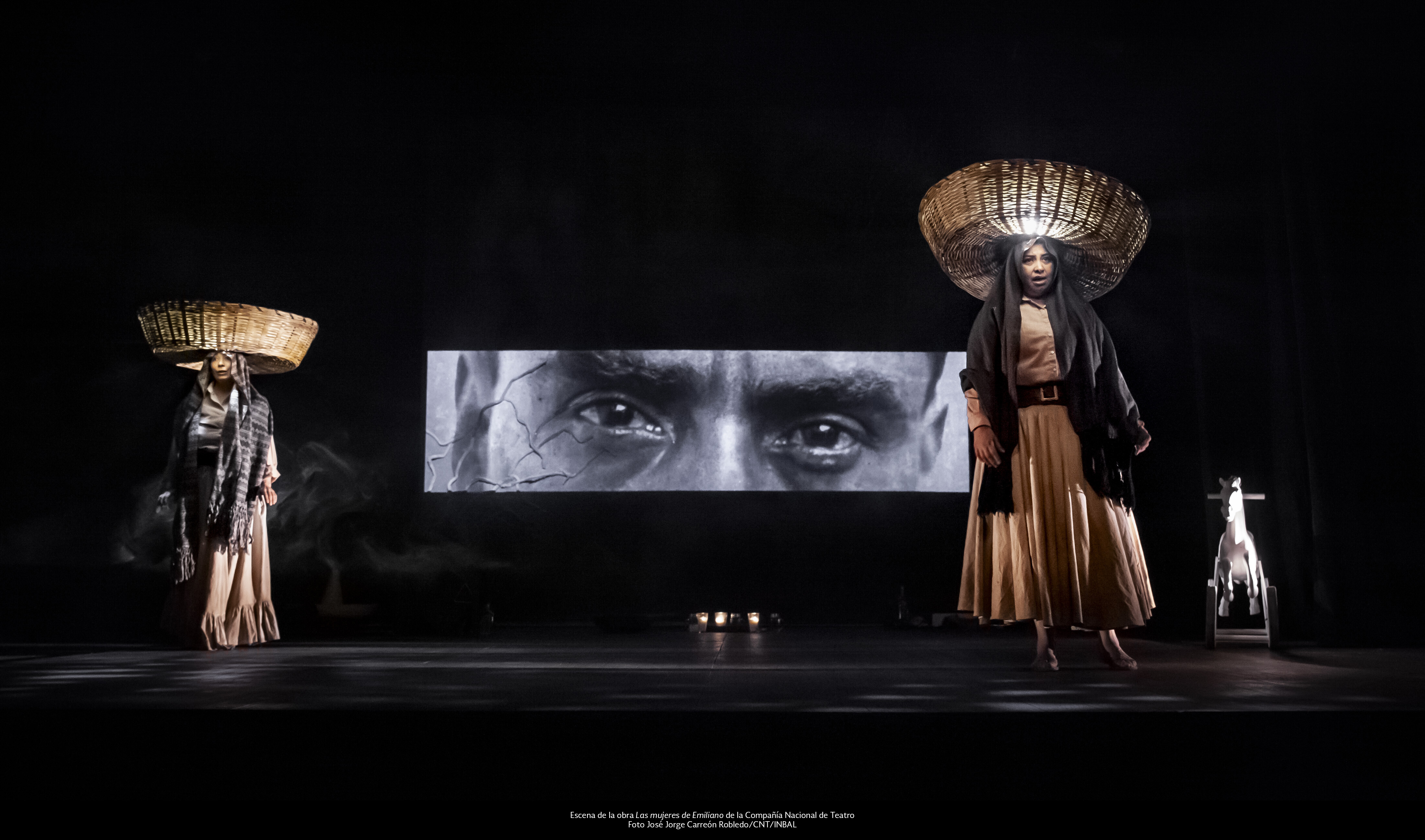 Mujeres De Emiliano Horizontal 