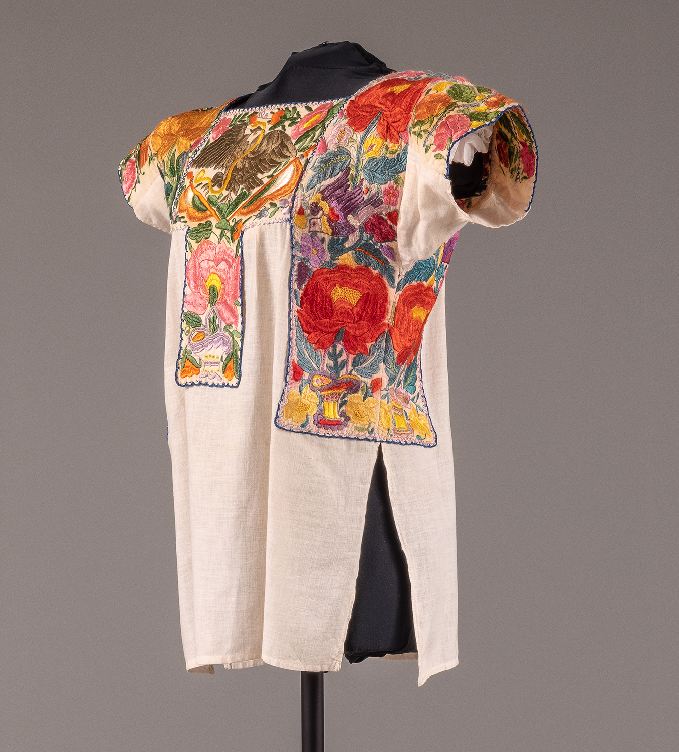 2014 32 Side1 Cropped Web