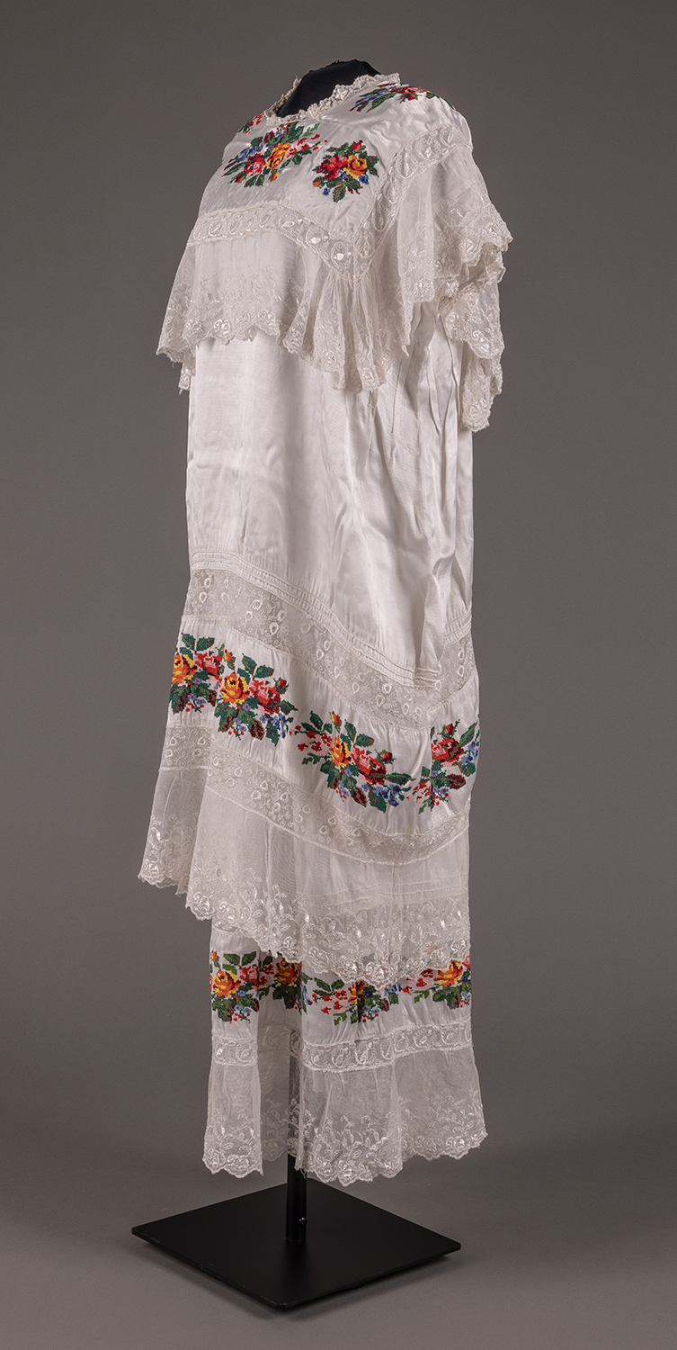 2017 15a B Side1 Web