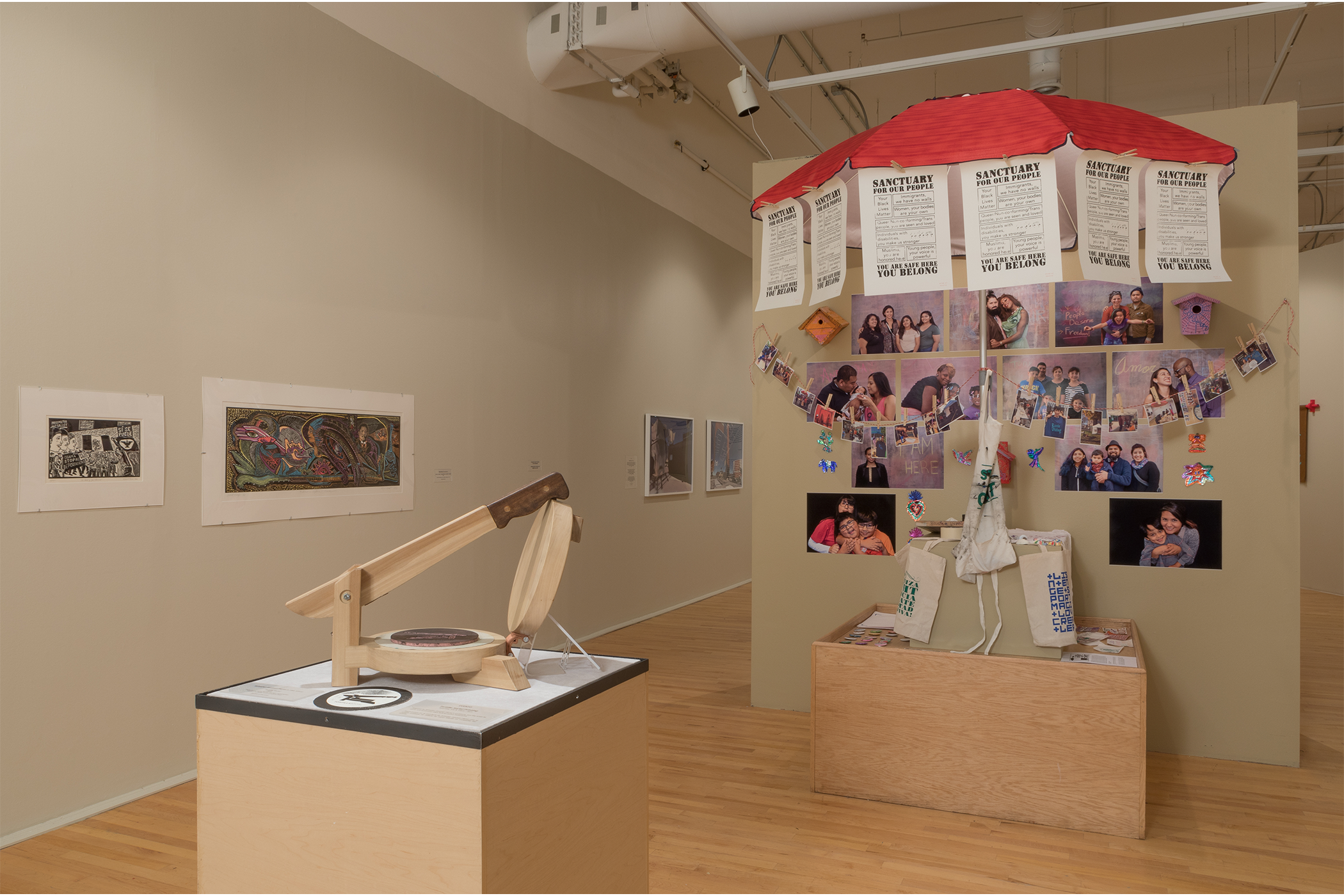 Gallery overview shot