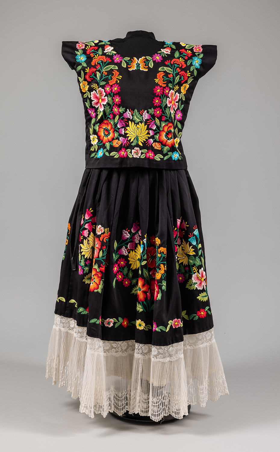 2014 48a B Front Web