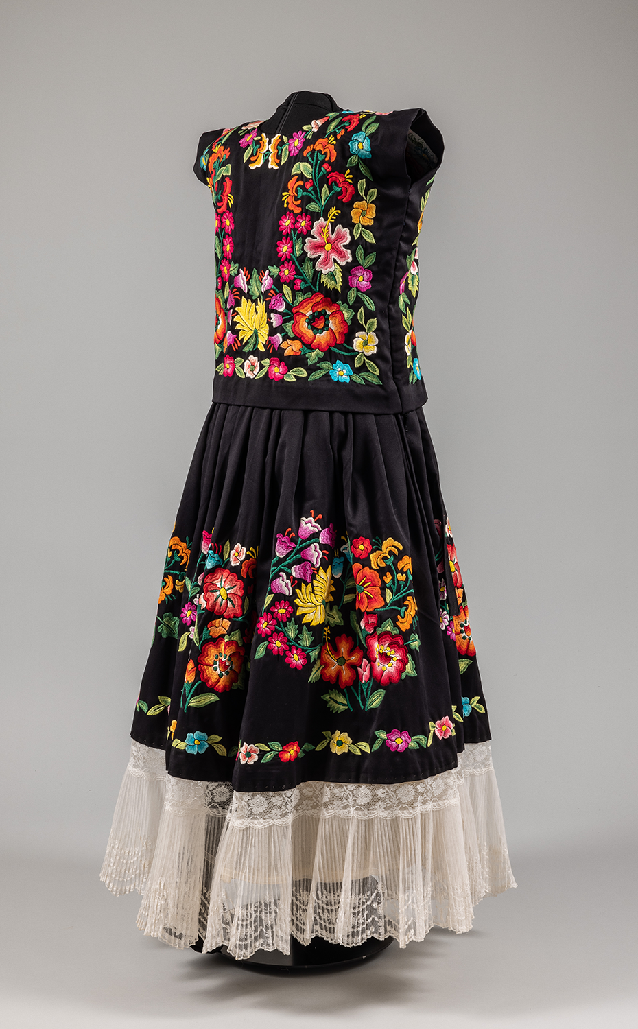 2014 48a B Side2 Web