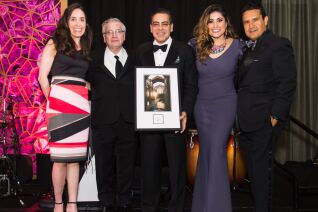 Photo of Legacy Award Honoree Jesse Ruiz in the center with Trustee Elizabeth Lopez and NMMA President Carlos Tortolero on the left and Gala Chair Eve Rodriguez and NMMA Board Chair Carlos Cardenas on the right.
