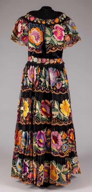 2006 102a C Front Web