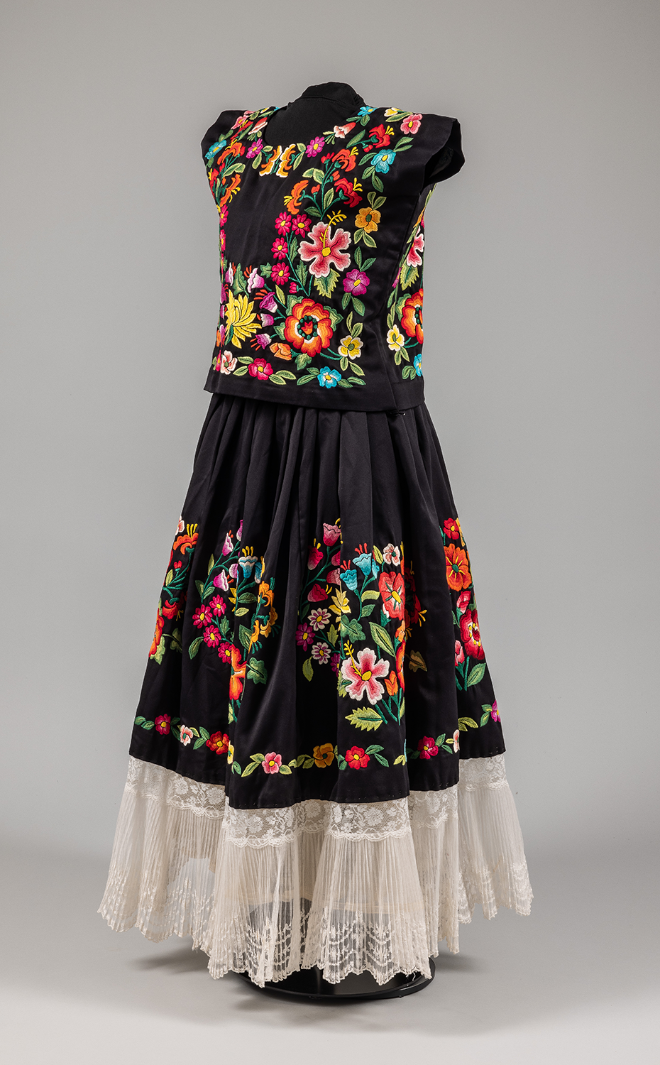 2014 48a B Side1 Web