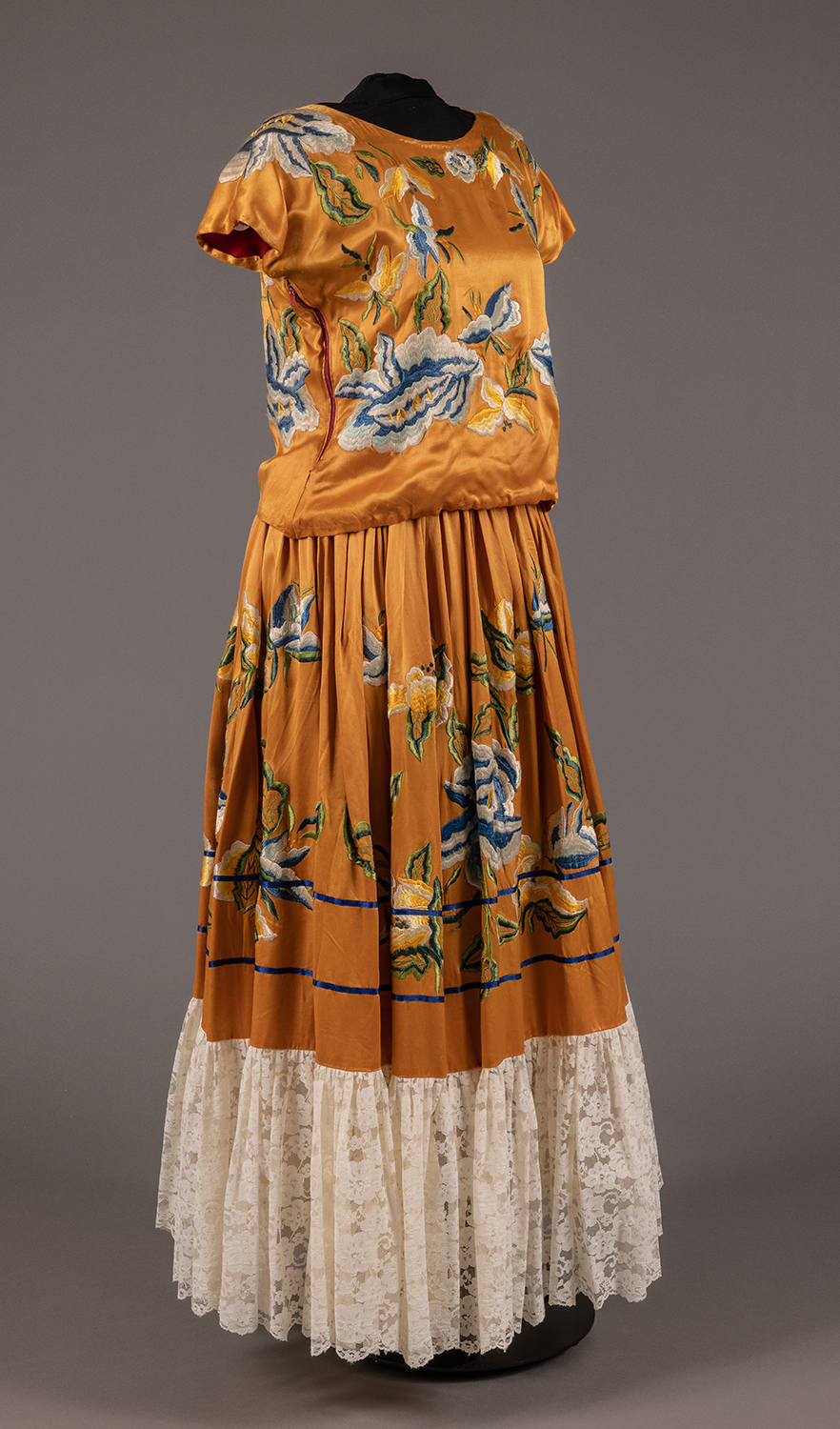 2014 25a B Side2 Web