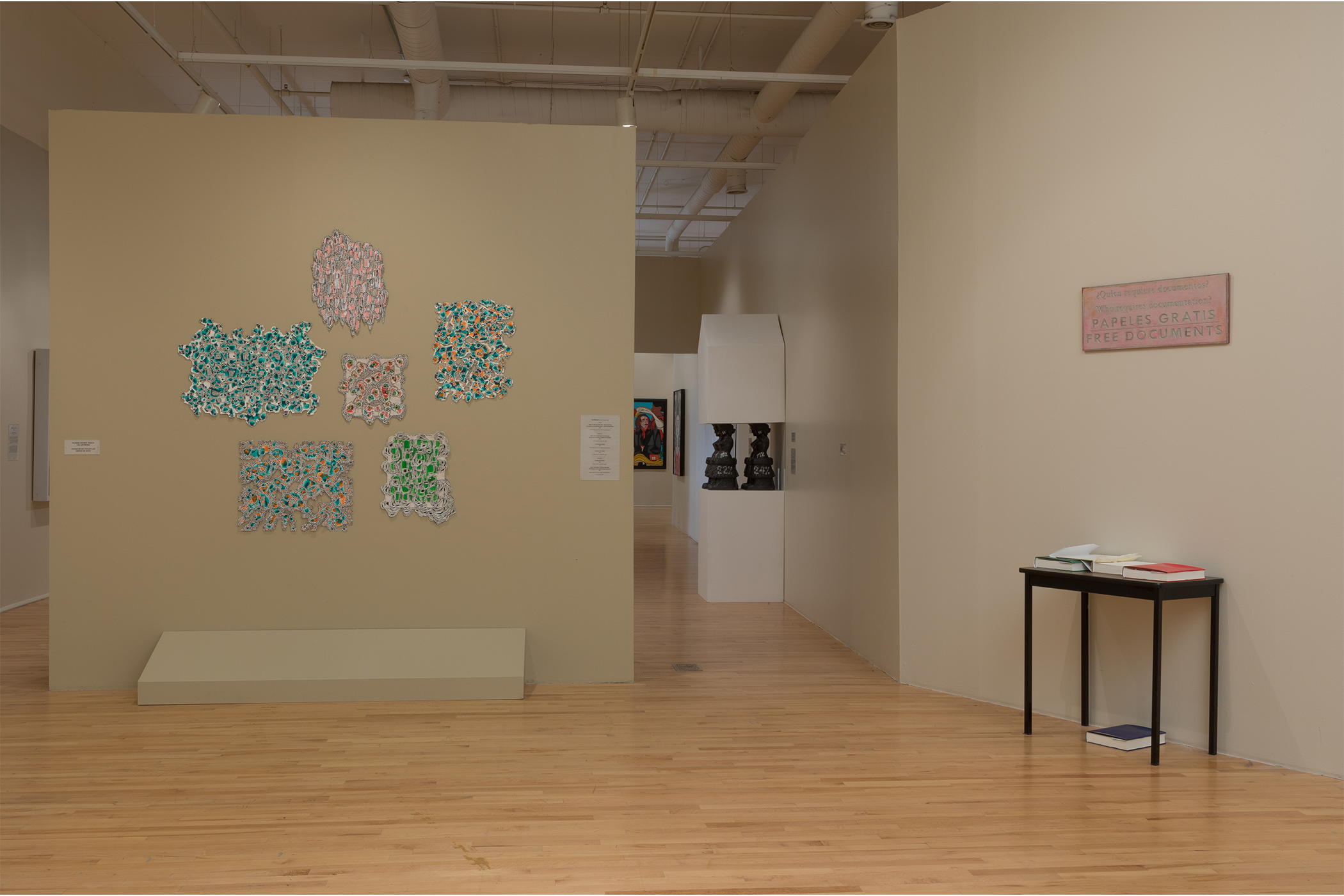 A gallery overview shot.